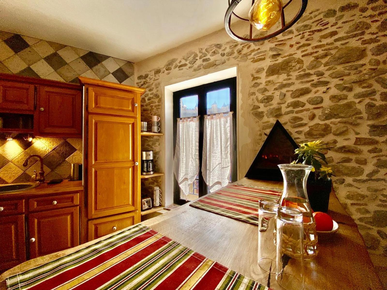 La Maison Des Templiers ~ Ostal Medieval ~ Logis Enchantes Carcassonne Extérieur photo